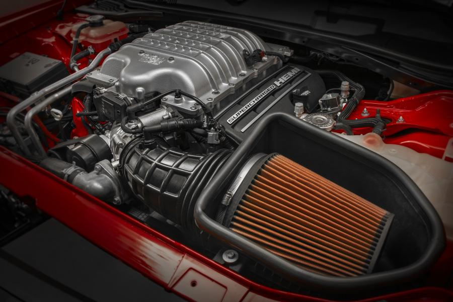 Моторный отсек Dodge Challenger SRT Demon 2017 года  (фото 79 из 181)